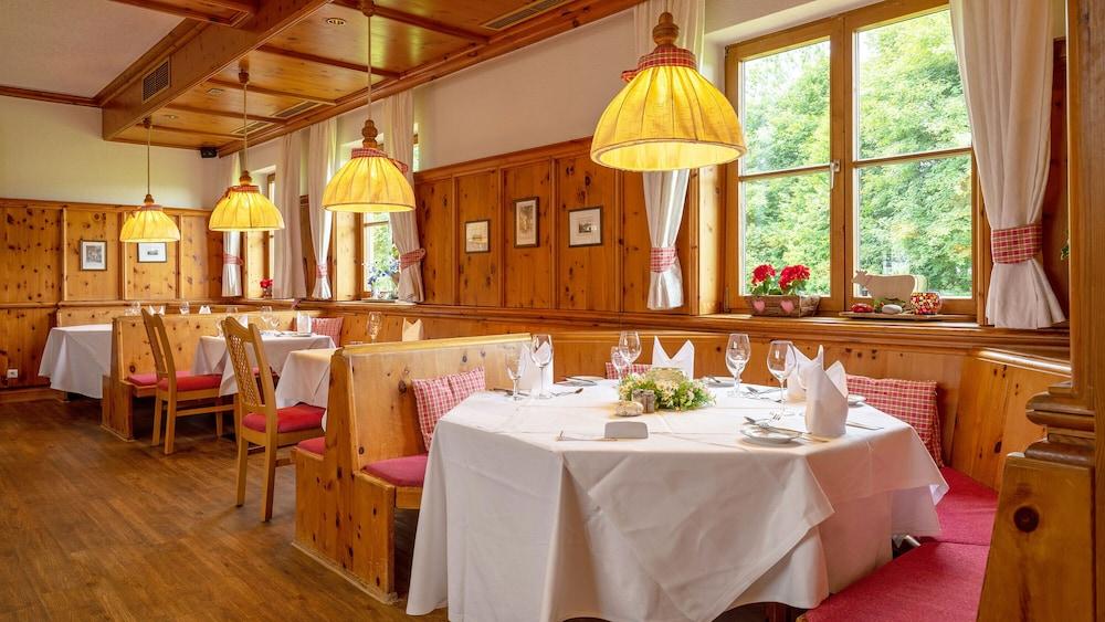 Das Wiesgauer - Alpenhotel Inzell Exterior photo